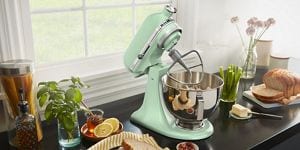 SEALED KitchenAid DELUXE 4.5QT Tilt-Head Stand Mixer KSM97SL top MSRP $399-Silver